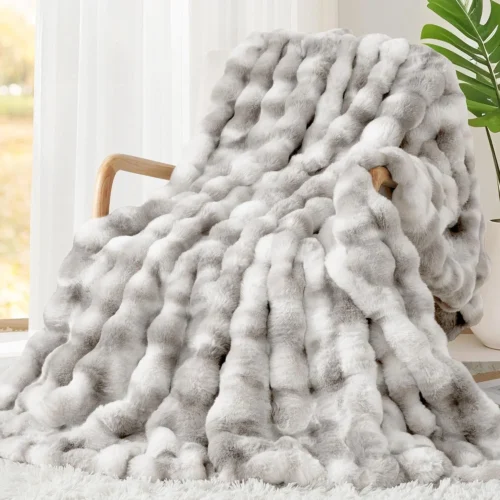 Nook Touchat Luxury 1000GSM Faux Rabbit Fur Throw Blanket, Super Heavy Warm Cozy Blankets for Couch Bed Sofa, Bubble Plush Fuzzy Elegant Soft Mink Blanket for Mom Living Room Bedroom, Cream White